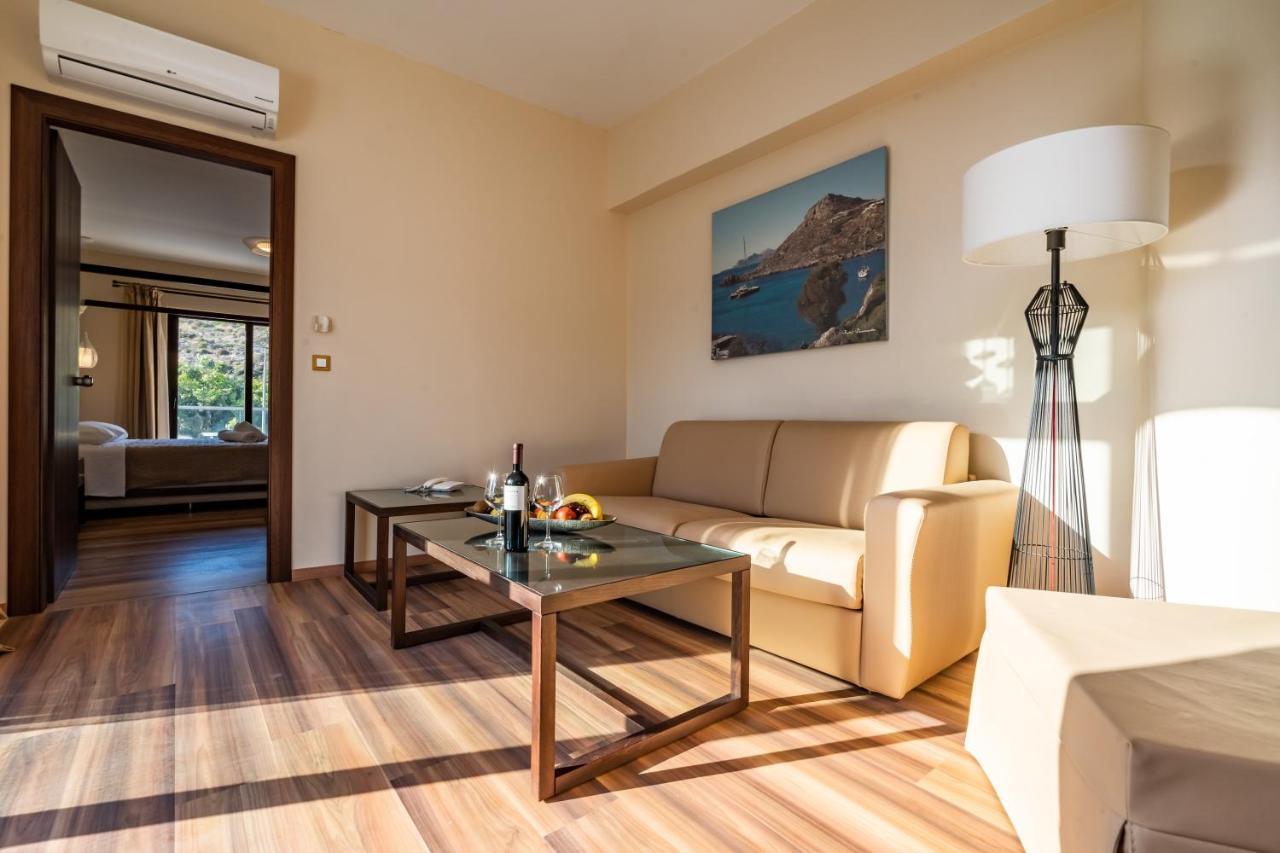Ladiko Suites - פליראקי מראה חיצוני תמונה