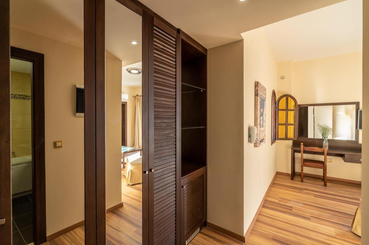 Ladiko Suites - פליראקי מראה חיצוני תמונה